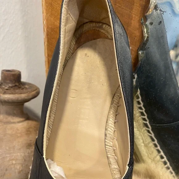 Authentic Chanel Black Leather Espadrille Shoes - Picture 3 of 16